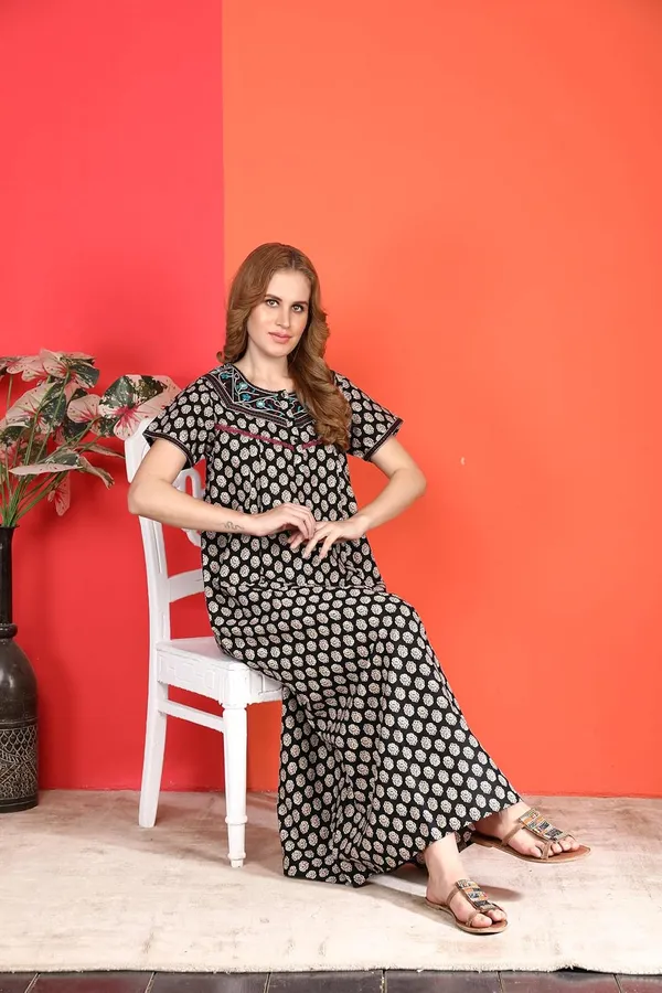 Evolove_Cotton_Nighty_Maxi_For_Women_With_Side_Pocket_|_Round_Neck_Printed_Short_Sleeves_Full_Length_Night_Wear_Gown_Black_X-Large