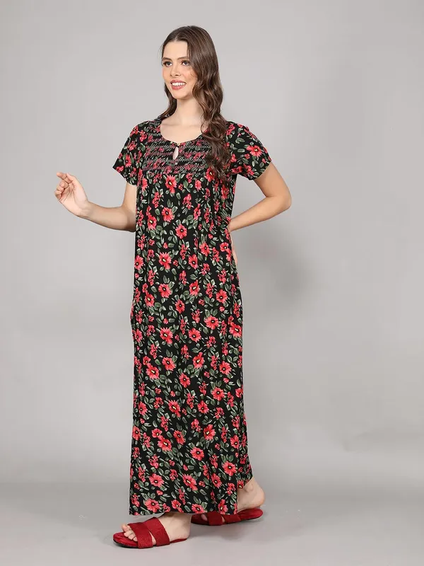 Black_Rayon_Maxi_Nighty_|_Printed_Full_Length_Night_Gown_Short_Sleeves