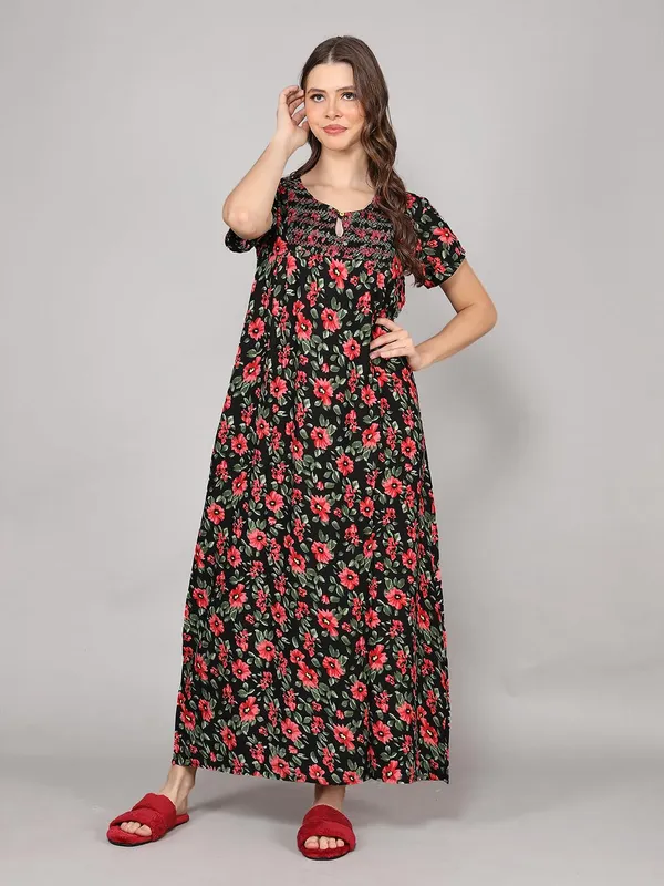 Black_Rayon_Maxi_Nighty_|_Printed_Full_Length_Night_Gown_Short_Sleeves