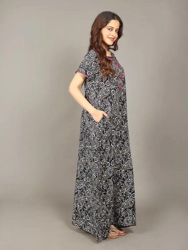 Evolove_Rayon_Embroidery_Nighty_Maxi_For_Women_With_Side_Pocket_|_Printed_Short_Sleeves_Full_Length_Soft_Night_Wear_Gown_Cosmic_Navy_X-Large
