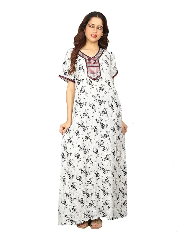 Evolove_Rayon_Embroidery_Nighty_Maxi_For_Women_With_Side_Pocket_|_Printed_Short_Sleeves_Full_Length_Soft_Night_Wear_Gown_New_White_X-Large