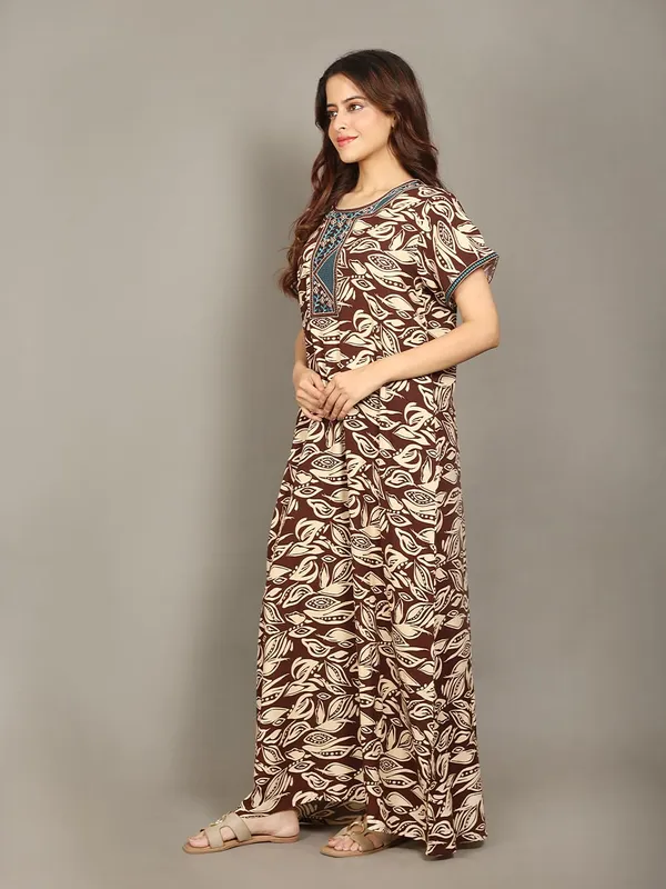 Evolove_Rayon_Embroidery_Nighty_Maxi_For_Women_With_Side_Pocket_|_Printed_Short_Sleeves_Full_Length_Soft_Night_Wear_Gown_Maroon_X-Large