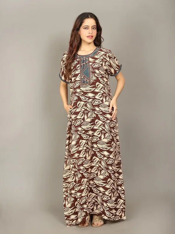 Evolove_Rayon_Embroidery_Nighty_Maxi_For_Women_With_Side_Pocket_|_Printed_Short_Sleeves_Full_Length_Soft_Night_Wear_Gown_Maroon_X-Large