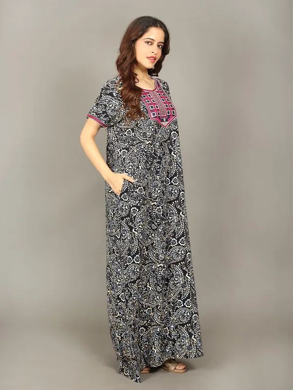 Evolove_Rayon_Embroidery_Nighty_Maxi_For_Women_With_Side_Pocket_|_Printed_Short_Sleeves_Full_Length_Soft_Night_Wear_Gown_New_Navy_X-Large