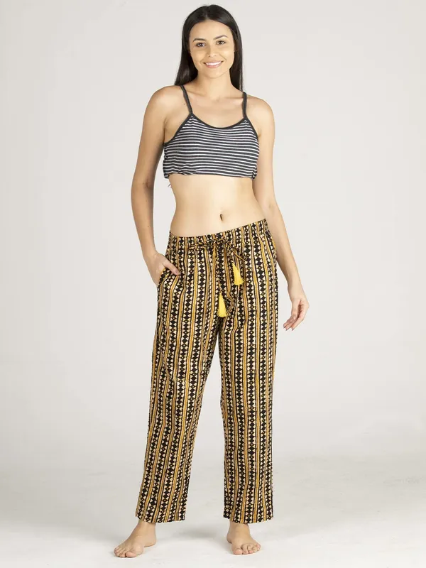 Evolove_Women's_Cotton_Blue_Printed_Pajama_(Pyjama_for_Ladies)
