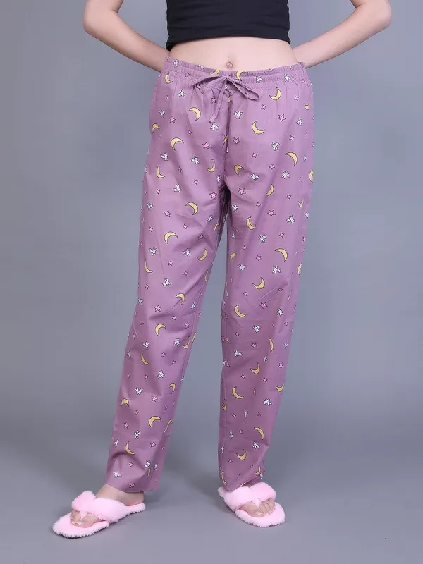 Evolove_Night_Pyjama_For_Women_With_Side_Pockets_And_Adjustable_Waistband_|_Soft_Cotton_Fabric_All_Over_Printed_Loungewear_Purple_Small