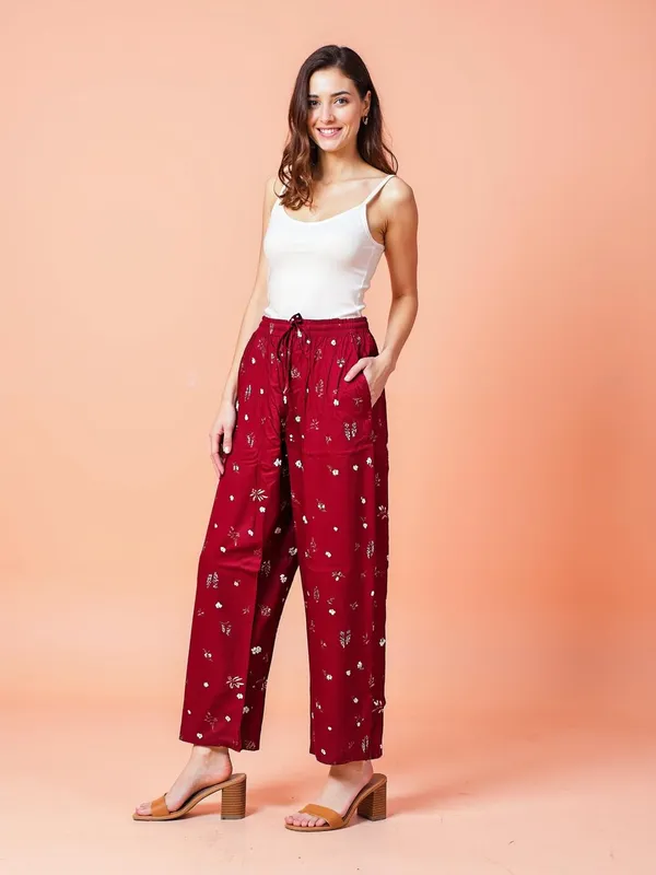 Evolove_Night_Pyjama_For_Women_With_Side_Pockets_And_Adjustable_Waistband_|_Soft_Rayon_Fabric_All_Over_Printed_Loungewear_Maroon_X-Large