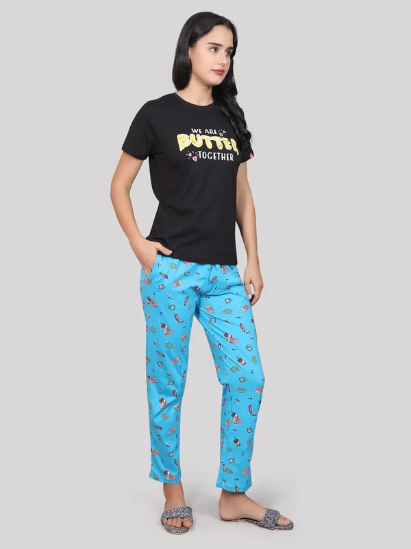 Blue_Cotton_Rayon_Round_Neck_Short_Sleeves_Night_Suit_Set_|_Top_&_Pyjama_Set