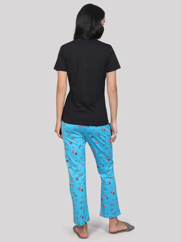 Blue_Cotton_Rayon_Round_Neck_Short_Sleeves_Night_Suit_Set_|_Top_&_Pyjama_Set