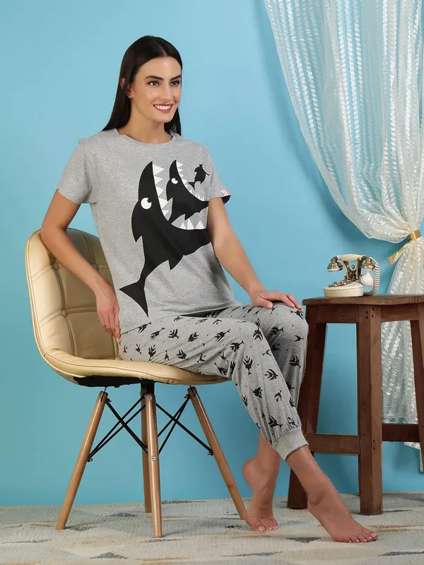 Grey_Melange_Rayon_Night_Suit_Set_|_Top_&_Pyjama_Set