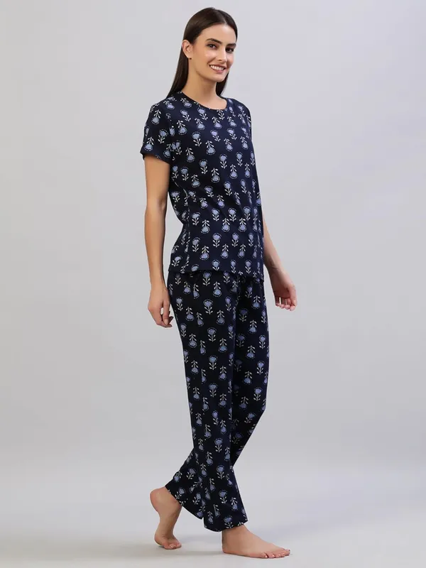 Berry_Blue_Rayon_Night_Suit_Set_|_Top_&_Pyjama_Set