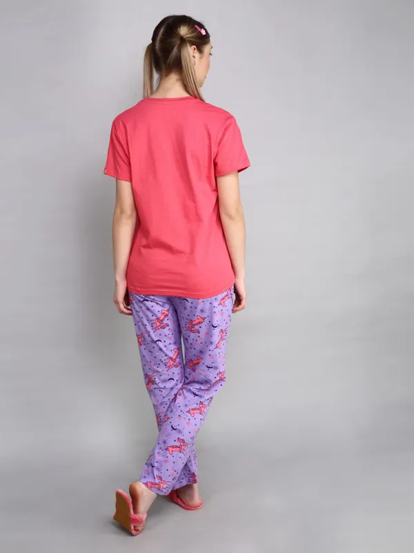 Fuchsia_Cotton_Rayon_Round_Neck_Short_Sleeves_Night_Suit_Set_|_Top_&_Pyjama_Set