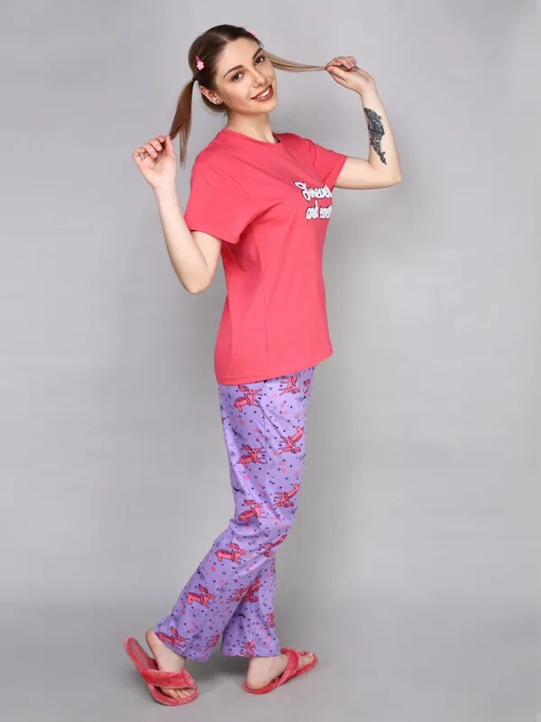 Fuchsia_Cotton_Rayon_Round_Neck_Short_Sleeves_Night_Suit_Set_|_Top_&_Pyjama_Set