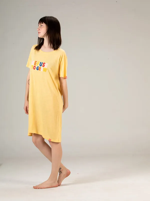 Evolove_Women'S_Cotton_Knee_Length_Short_Night_Gown_Nighty_Dress_With_Pocket,_Super_Soft_Comfortable_(Yellow,_Sngkn1745Yw-Xl)