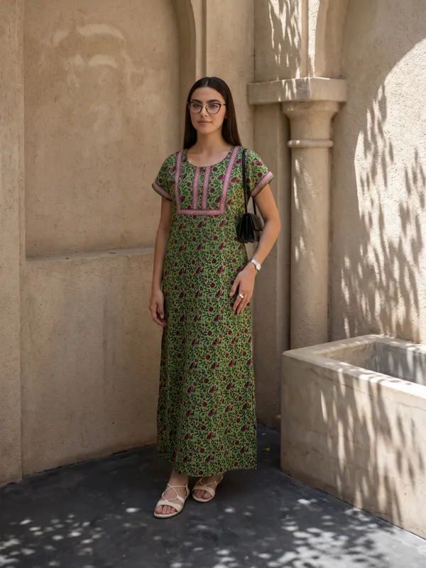 Forest_Green_Cotton_Long_Maxi_Night_Gown_&_Stylish_Button