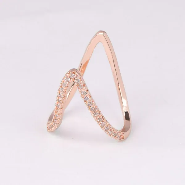 Rose_Gold-Plated_V_Shaped_CZ_Studded_Adjustable_Finger_Ring