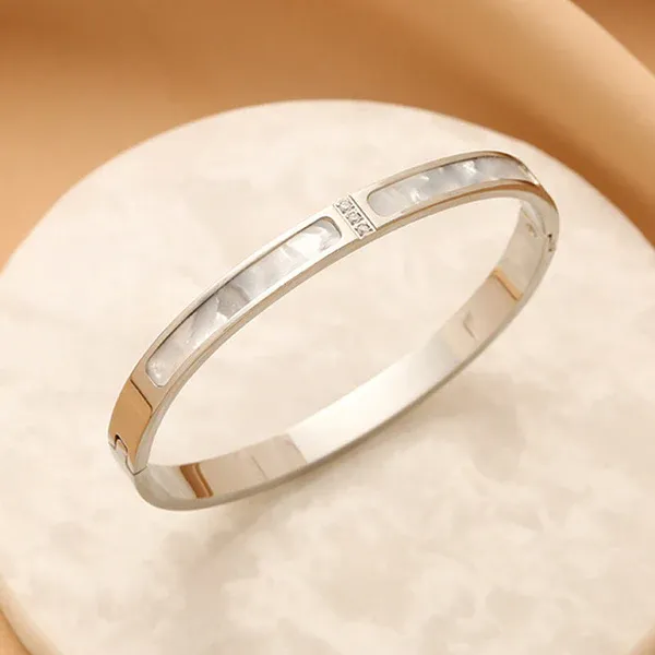 Silver_Plated_Stainless_Steel_Mother_Of_Pearls_Contemporary_Anti-Tarnish_Bracelet_For_Women