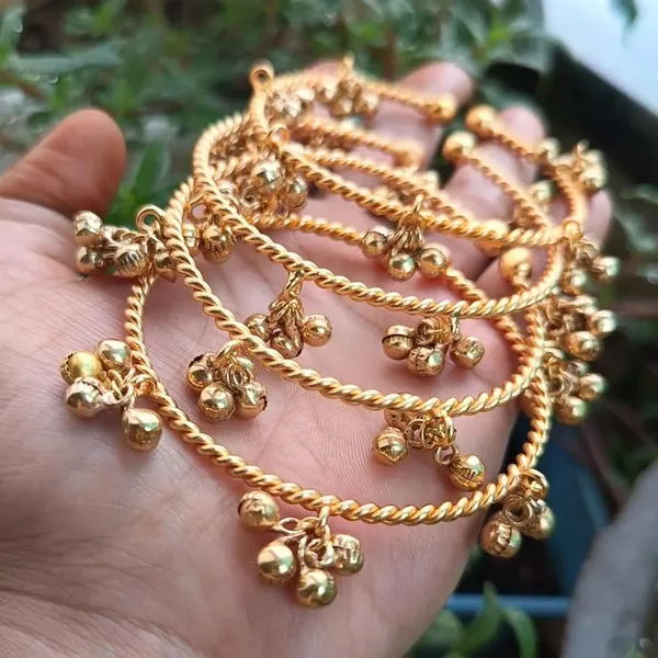 Set_of_4_Gold-Plated_Ghungroo_Bangles