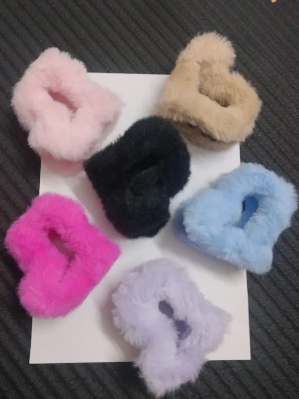 Pack_of_6_Heart_Shape_Fur_Hair_Claw