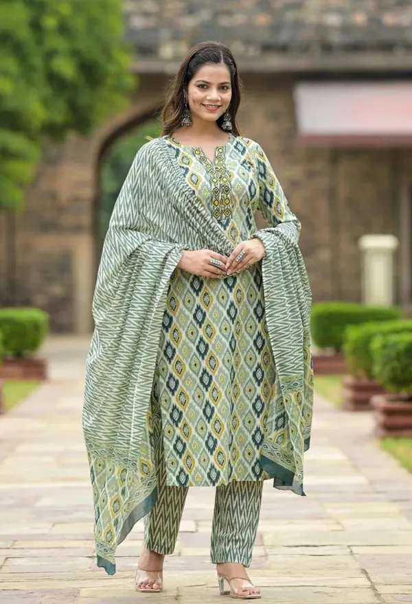 Off_White_Cotton_Printed_Salwar_Suit_Set_|_Kurta_Pant_Dupatta_Set_Stitched_For_Women