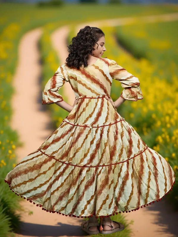 Mustard_Gown_Dresses_For_Girls
