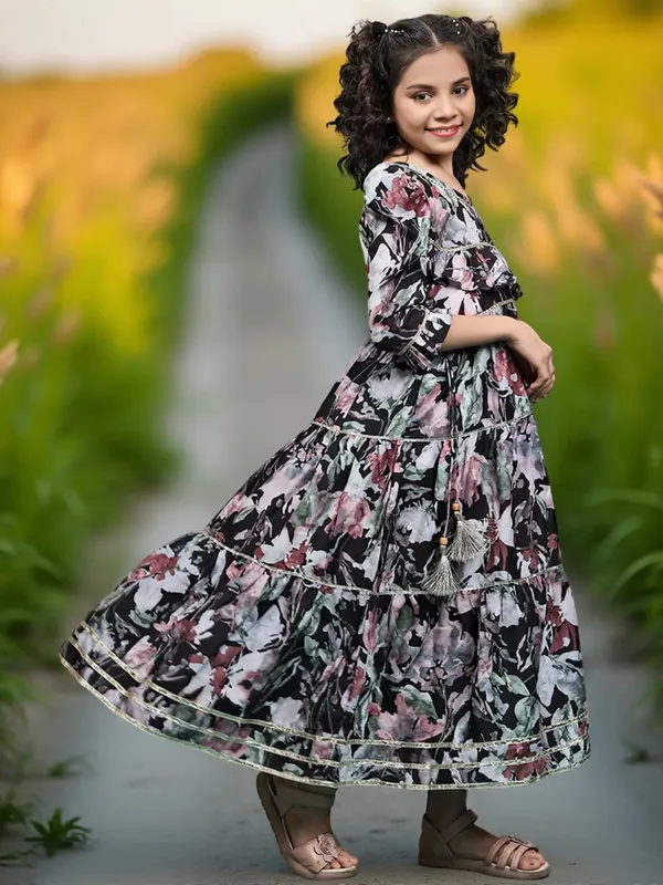 Black_Gown_Dresses_For_Girls