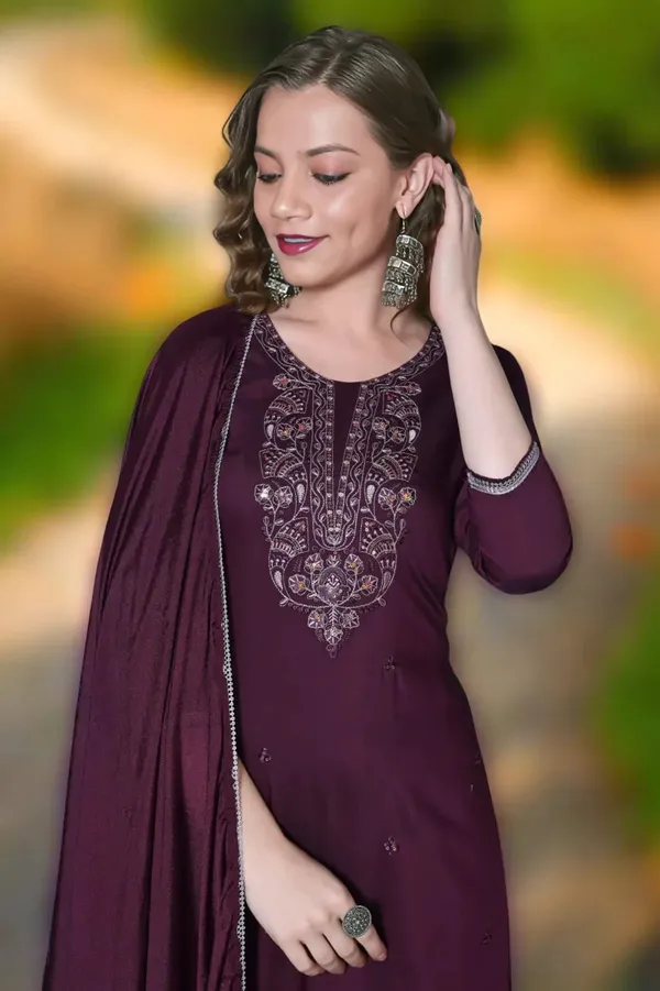 Purple_Stitched_Kurta_and_Pant_&_Dupatta_Set