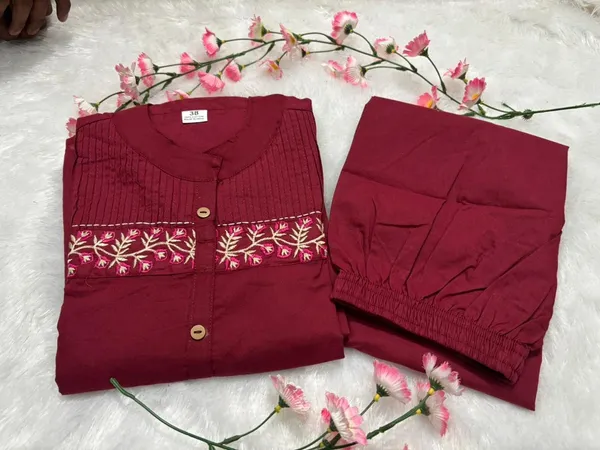 Maroon_Cotton_Casual_Kurti_Pant_Set_For_Women