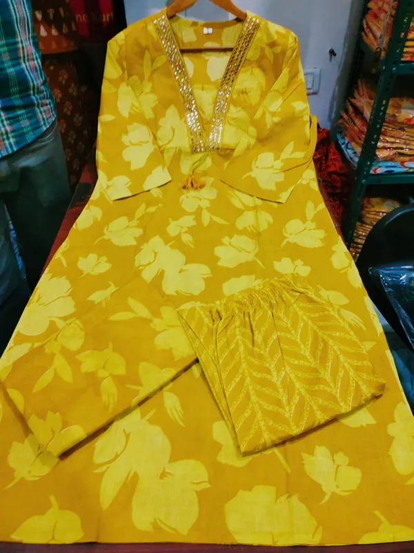 Mustard_Cotton_Casual_Kurti_Pant_Dupatta_Set_For_Women