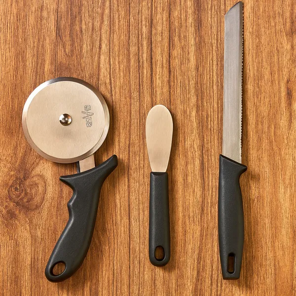 Silver_&_Black_Bread_Knife_+_Pizza_Cutter_+_Butter_Spreader_Combo_Set_(Pack_Of_3)