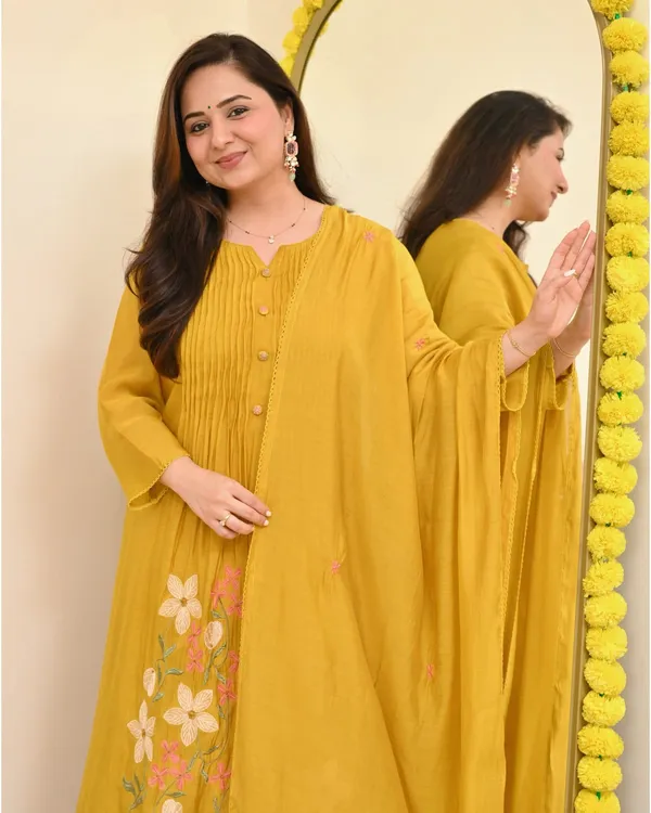 Mustard_Yellow_Floral_Embroidered_Anarkali_Suit_Set