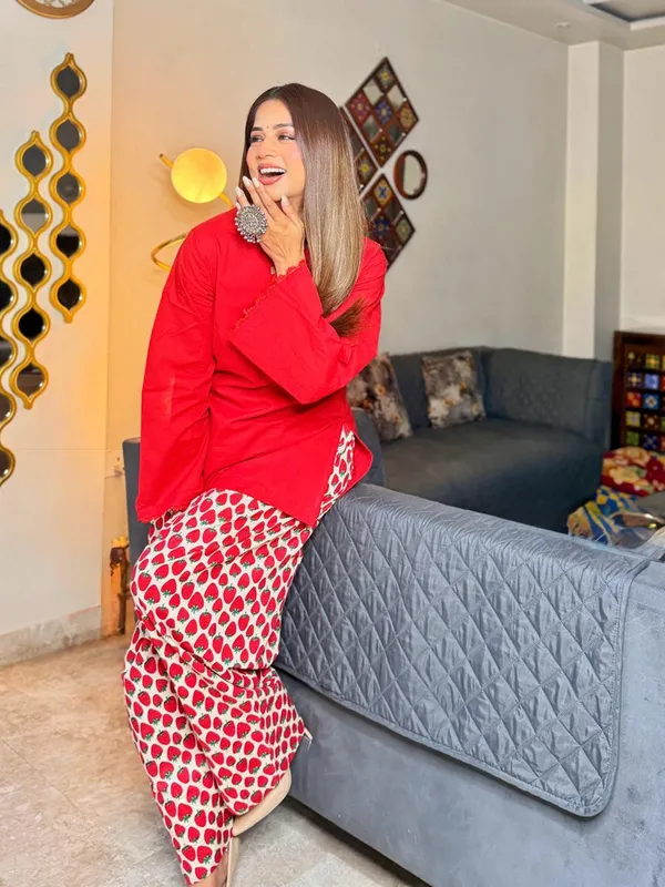 Red_Solid_Kurta_with_Strawberry_Print_Pants_Set