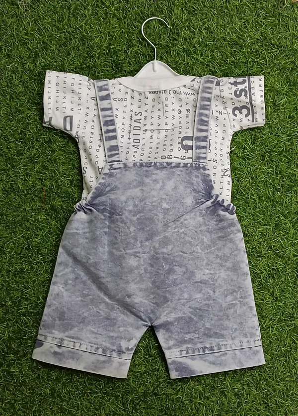 Grey_Denim_Printed_Dungaree_For_Baby_Boys_&_Baby_Girls