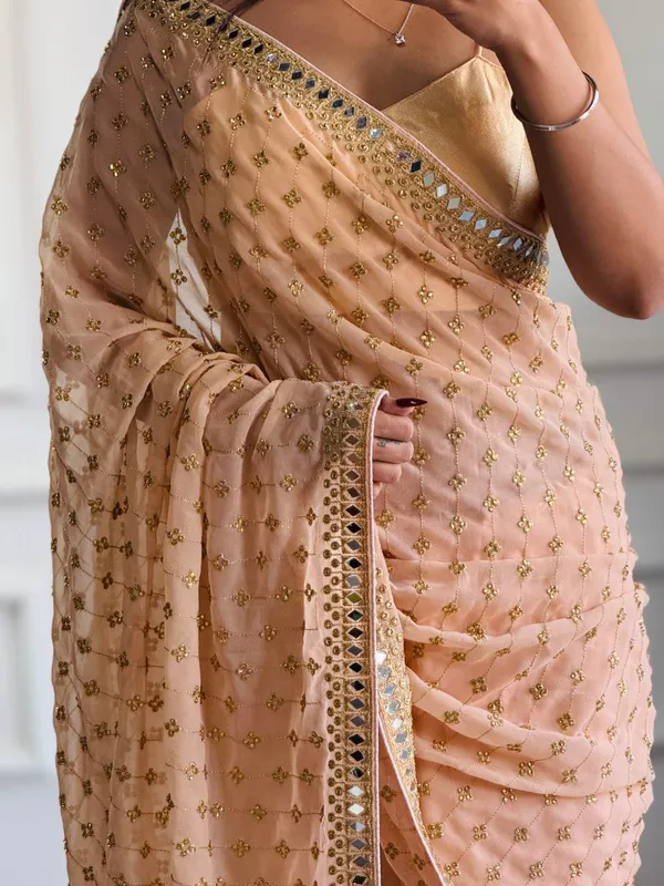Beign_Georgette_Premium_&_Elegant_Saree_With_Unstiched_Blouse_For_Women