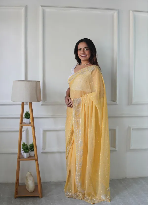 Yellow_Georgette_Premium_&_Elegant_Saree_With_Unstiched_Blouse_For_Women