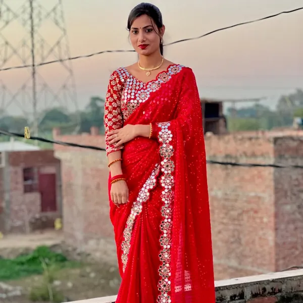 Red_Georgette_Premium_&_Elegant_Saree_With_Unstiched_Blouse_For_Women