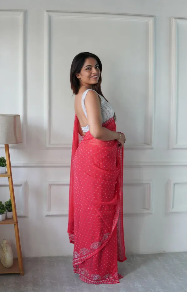 Red_Georgette_Premium_&_Elegant_Saree_With_Unstiched_Blouse_For_Women