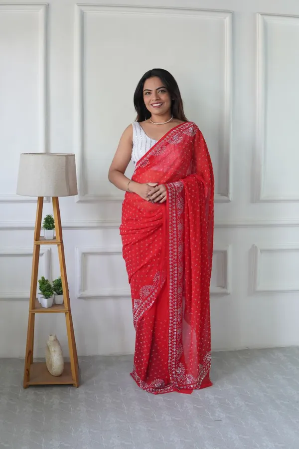 Red_Georgette_Premium_&_Elegant_Saree_With_Unstiched_Blouse_For_Women