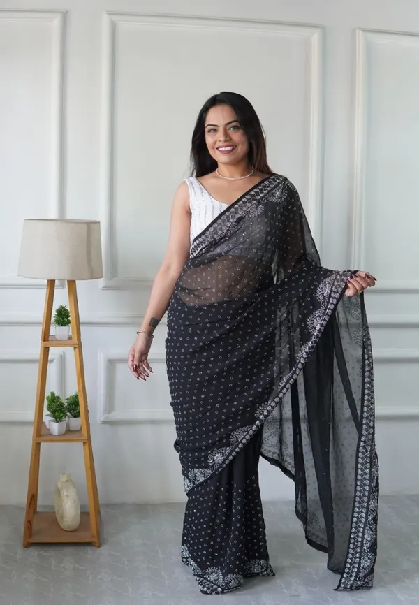 Black_Georgette_Premium_&_Elegant_Saree_With_Unstiched_Blouse_For_Women