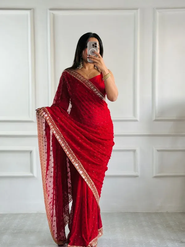 Red_Georgette_Premium_&_Elegant_Saree_With_Unstiched_Blouse_For_Women