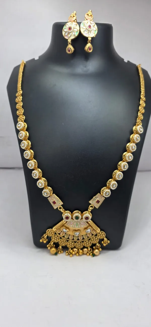 Multicolor_&_Golden_Brass_Premium_&_Elegant_Traditional_Rani_Haar_Traditional_Necklace_For_Women_&_Girls