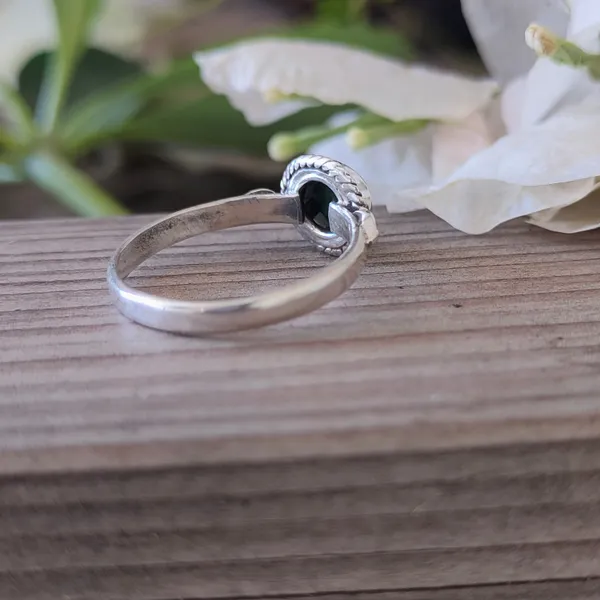 Silver_&_Green_Sterling_Silver_925_Premium_&_Elegant_Boho_Ring_For_Girls_&_Women