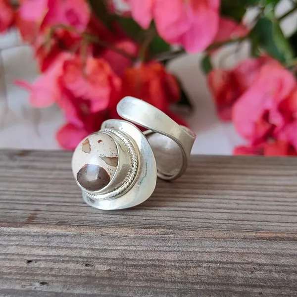Silver_&_White_Sterling_Silver_925_Premium_&_Elegant_Boho_Ring_For_Girls_&_Women