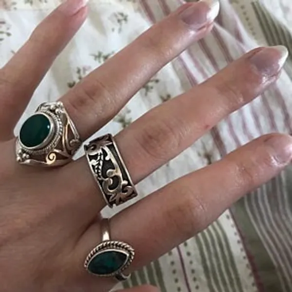 Silver_&_Green_Sterling_Silver_925_Premium_&_Elegant_Minimal_Ring_For_Girls_&_Women