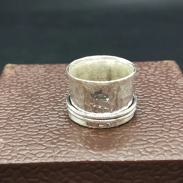 Silver_&_Red_Sterling_Sillver_925_Premium_&_Elegant_Handmade_Ring_For_Girls_&_Women