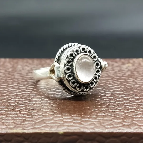 Silver_&_White_Sterling_Silver_925_Premium_&_Elegant_Designer_Ring_For_Girls_&_Women
