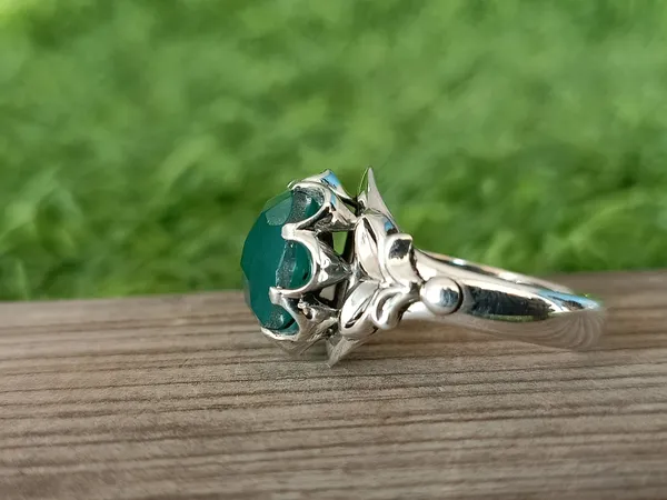 Silver_&_Green_Sterling_Silver_925_Premium_&_Elegant_Boho_Ring_For_Girls_&_Women