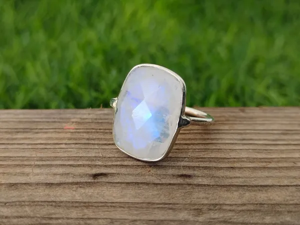 Silver_&_Multicolor_Sterling_Silver_925_Premium_&_Elegant_Minimal_Ring_For_Girls_&_Women
