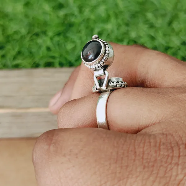 Silver_&_Black_Sterling_Silver_925_Premium_&_Elegant_Designer_Ring_For_Girls_&_Women