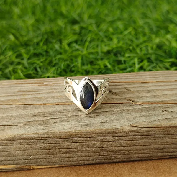 Silver_&_Blue_Sterling_Silver_925_Premium_&_Elegant_Boho_Ring_For_Girls_&_Women